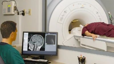 Новосибирские ученые научили ИИ распознавать опухоль на МРТ