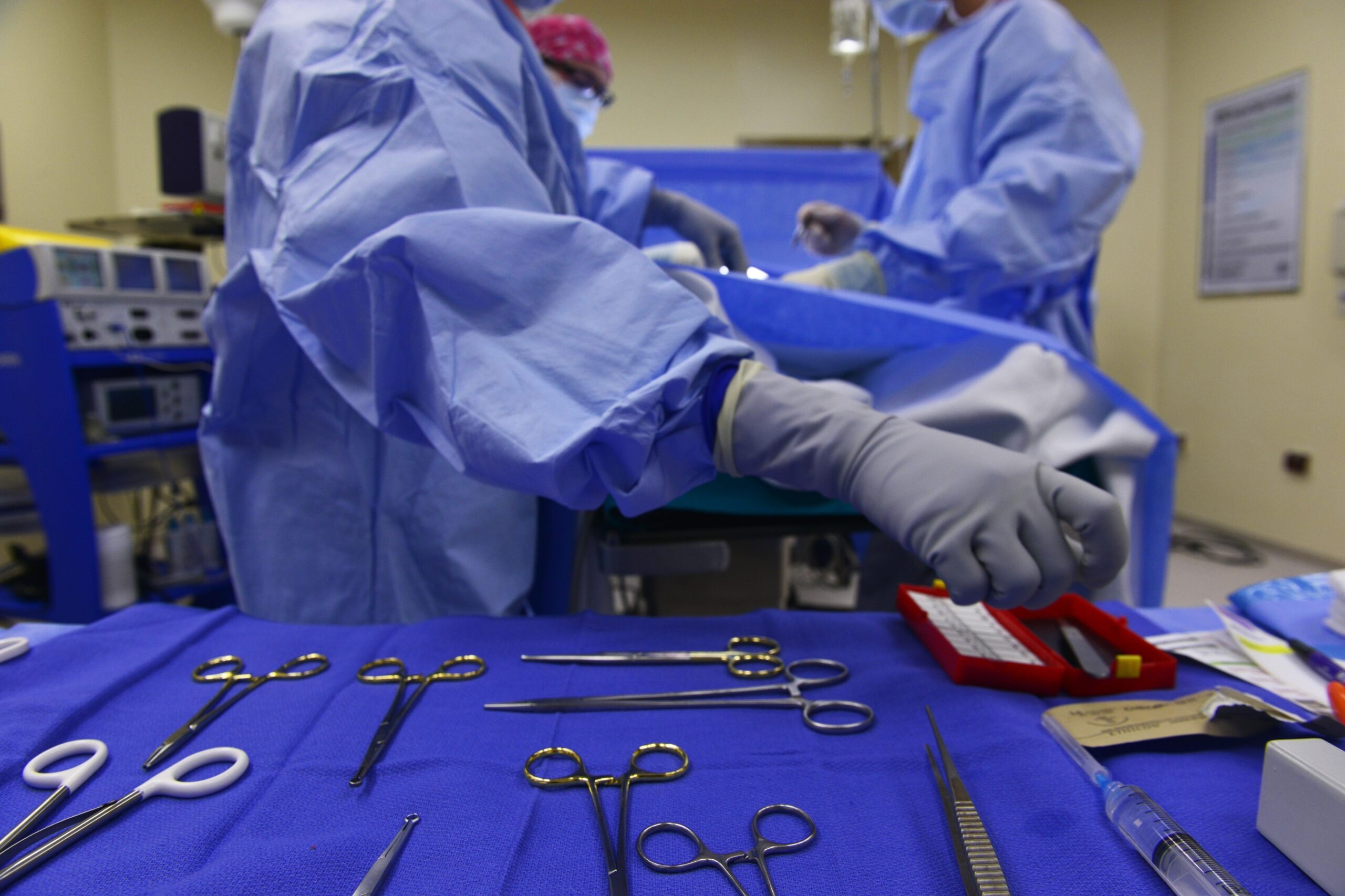 Робот-хирург в клинике Алмазова впервые провел операцию на сердце