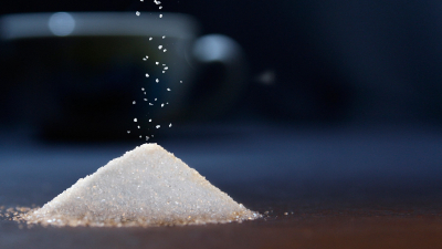 PLOS One: Сколько сахара можно добавлять в чай и кофе без вреда для здоровья