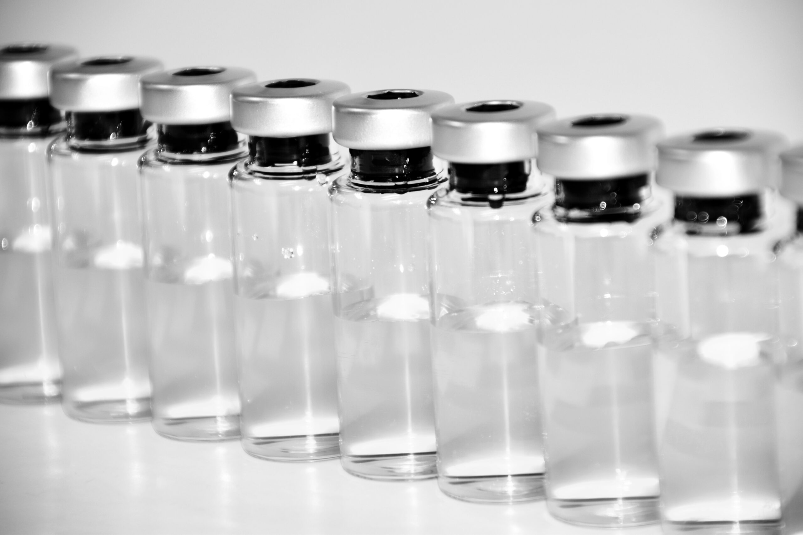 Обновленная вакцина от коронавируса станет доступна уже в декабре