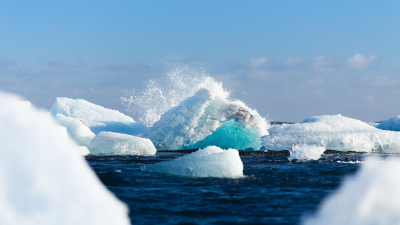 Крупнейший айсберг в мире начал двигаться после 30-летнего бездействия
