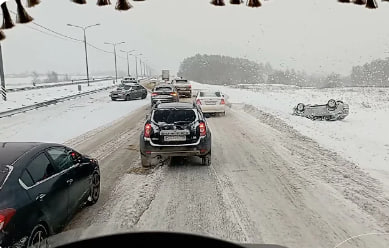 Автодор предупреждает российских водителей об изменении погоды на трассах