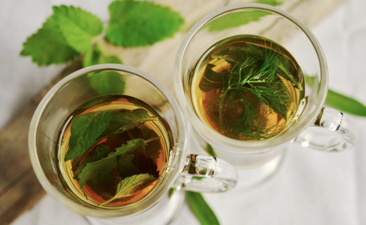 Употребление холодного чая может привести к проблемам с сердцем и почками — эксперты