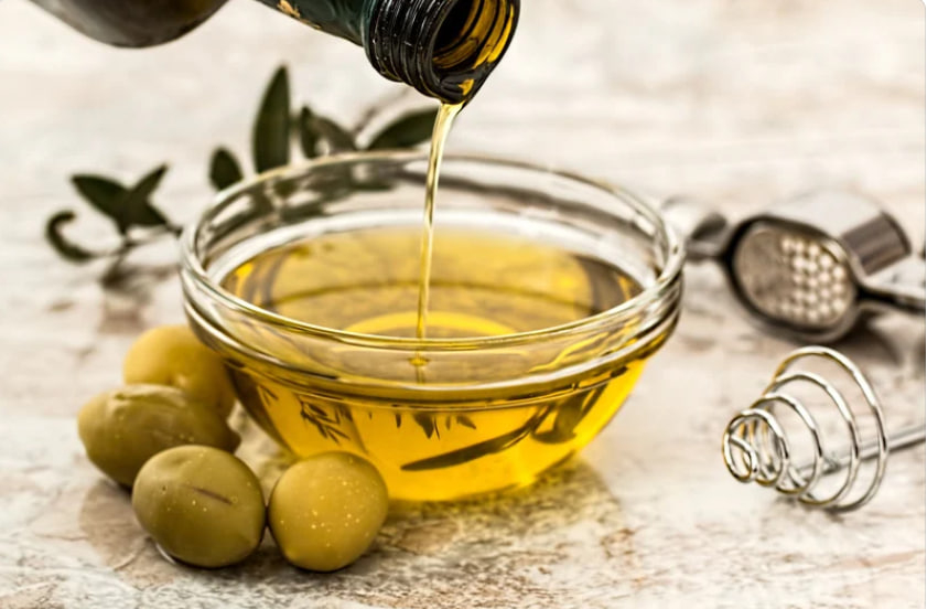 Эксперт по фитнесу рекомендует оливковое масло для эффективного снижения веса