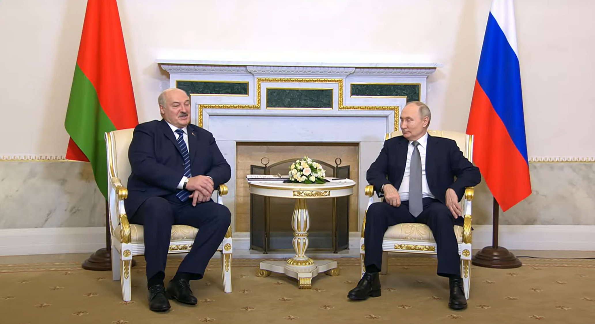 У Запада не получится разъединить Россию и Белоруссию