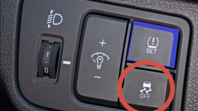 Эту кнопку на приборной панели лучше не трогать — автоэксперты