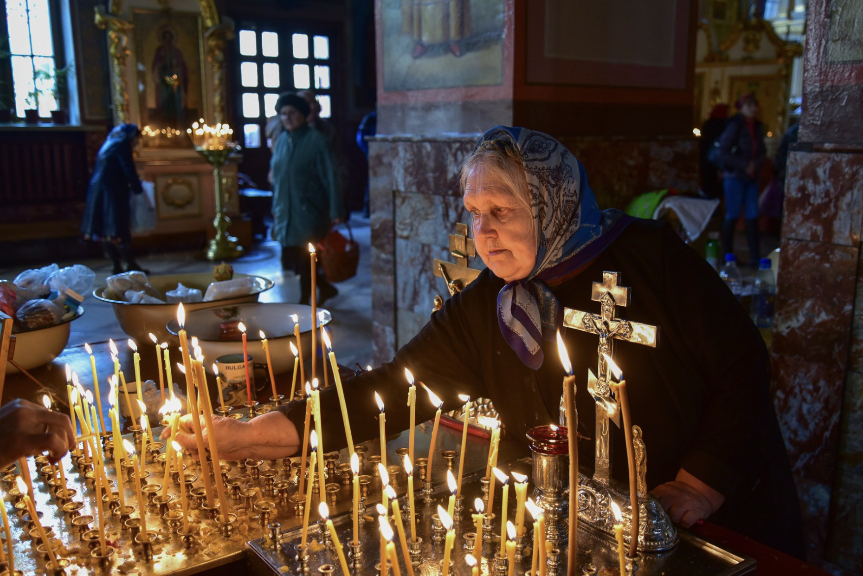 Священник рассказал православным россиянам чего не просить у Бога в молитве