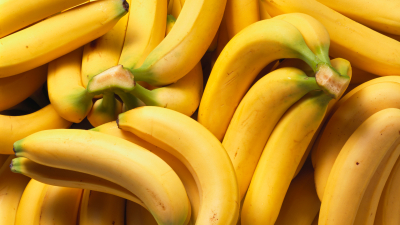 Эксперты назвали 7 причин есть по 2 банана в день