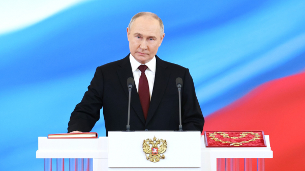 Китайская публика была в шоке от того, как Путин ведет себя с женщинами 
