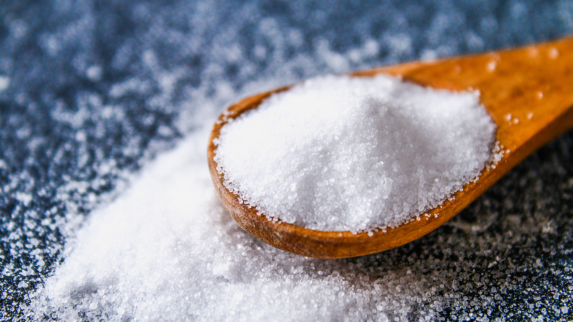 Цены на соль вышли из-под контроля в России