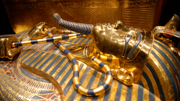 Ученые воссоздали лицо фараона Аменхотепа III, деда Тутанхамона