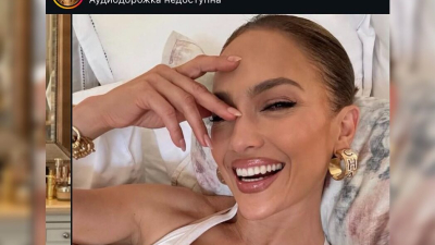 Дженнифер Лопес сорвала юбку на сцене и покорила зал своей уверенностью