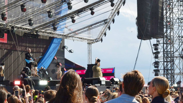 Музыка вопреки дождю: VK Fest 2025 объединил тысячи гостей в Петербурге