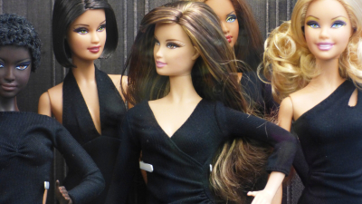 Теперь и с помпой: Mattel показала Барби с диабетом первого типа