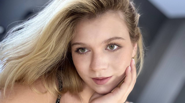 Александра Трусова вышла на связь из роддома