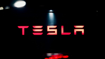 Акции вместо зарплаты: в Tesla планируют наградить Маска 1 трлн долларов