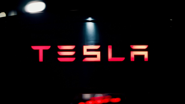 Акции вместо зарплаты: в Tesla планируют наградить Маска 1 трлн долларов