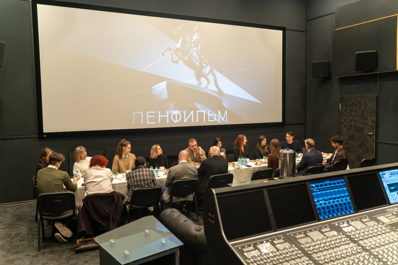 Театральные деятели России побывали на киностудии  «Ленфильм»