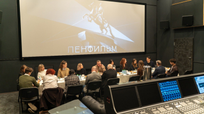 Театральные деятели России побывали на киностудии  «Ленфильм»