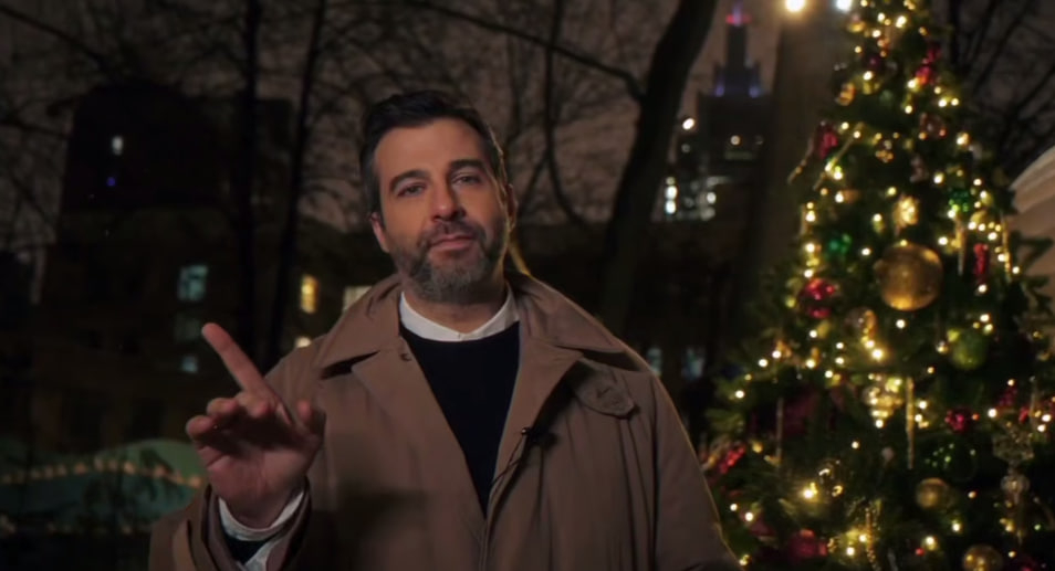 Иван Ургант запустил YouTube-канал «Живой Ургант»