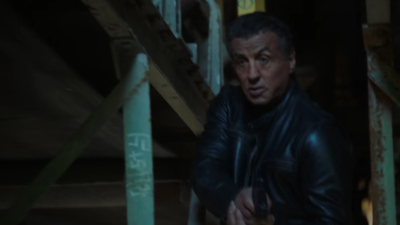 Сильвестр Сталлоне появился на церемонии вручения наград с тростью