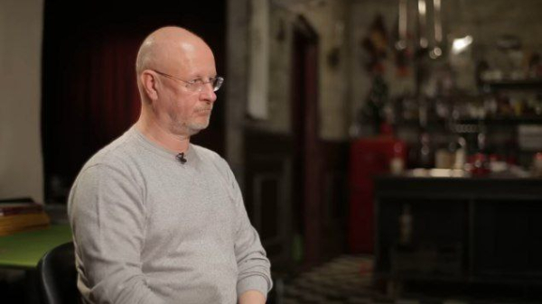 Гоблин полтора часа разглядывал на маркетплейсе «загадочные» аксессуары