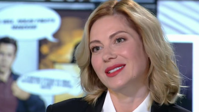 Анна Невская впервые стала матерью на пороге полувекового юбилея