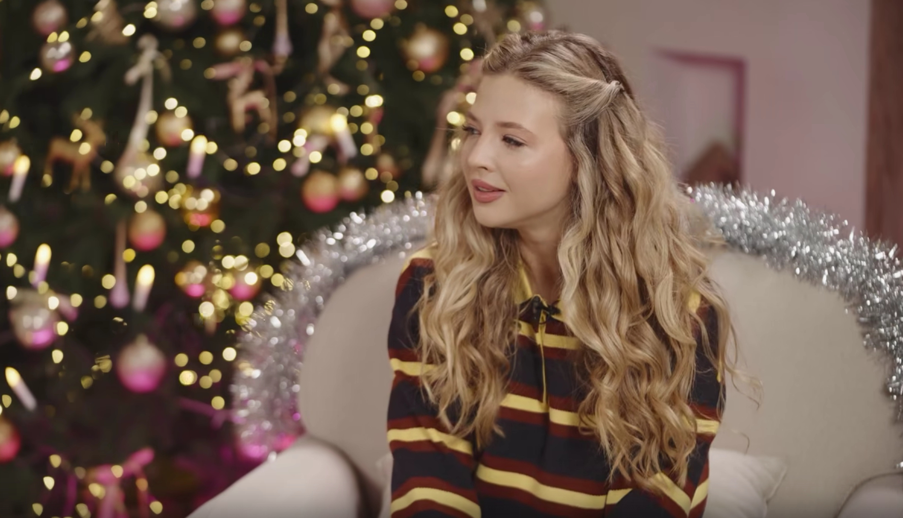 Звезды соцсетей Артур Бабич и Аня Покров тайно поженились в Петербурге