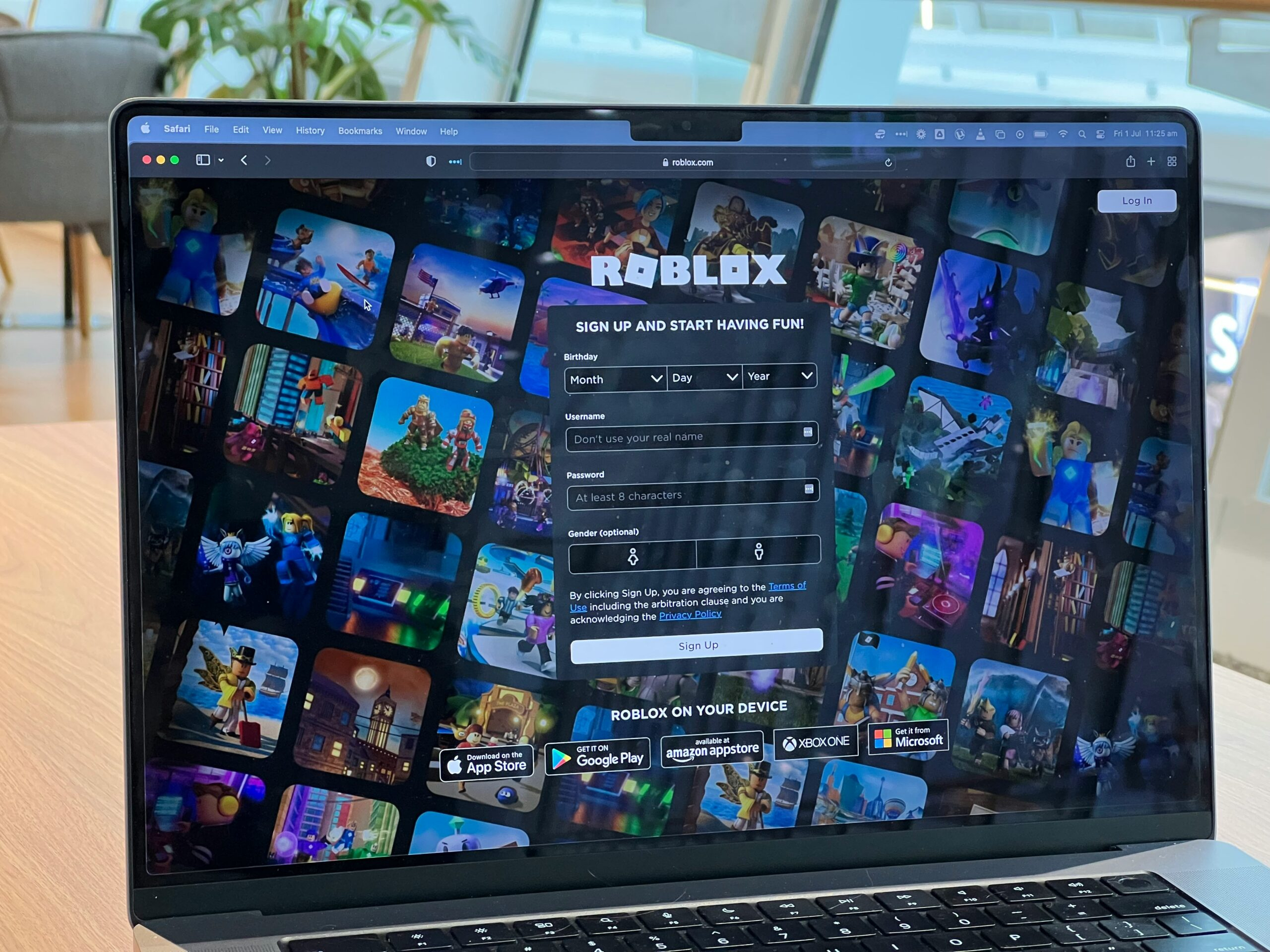 Россиянам на официальном уровне снова разрешили играть в Roblox