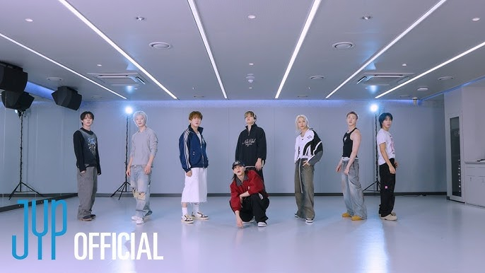 Stray Kids лидируют в Billboard World Albums, CORTIS и ATEEZ вошли в топ-3