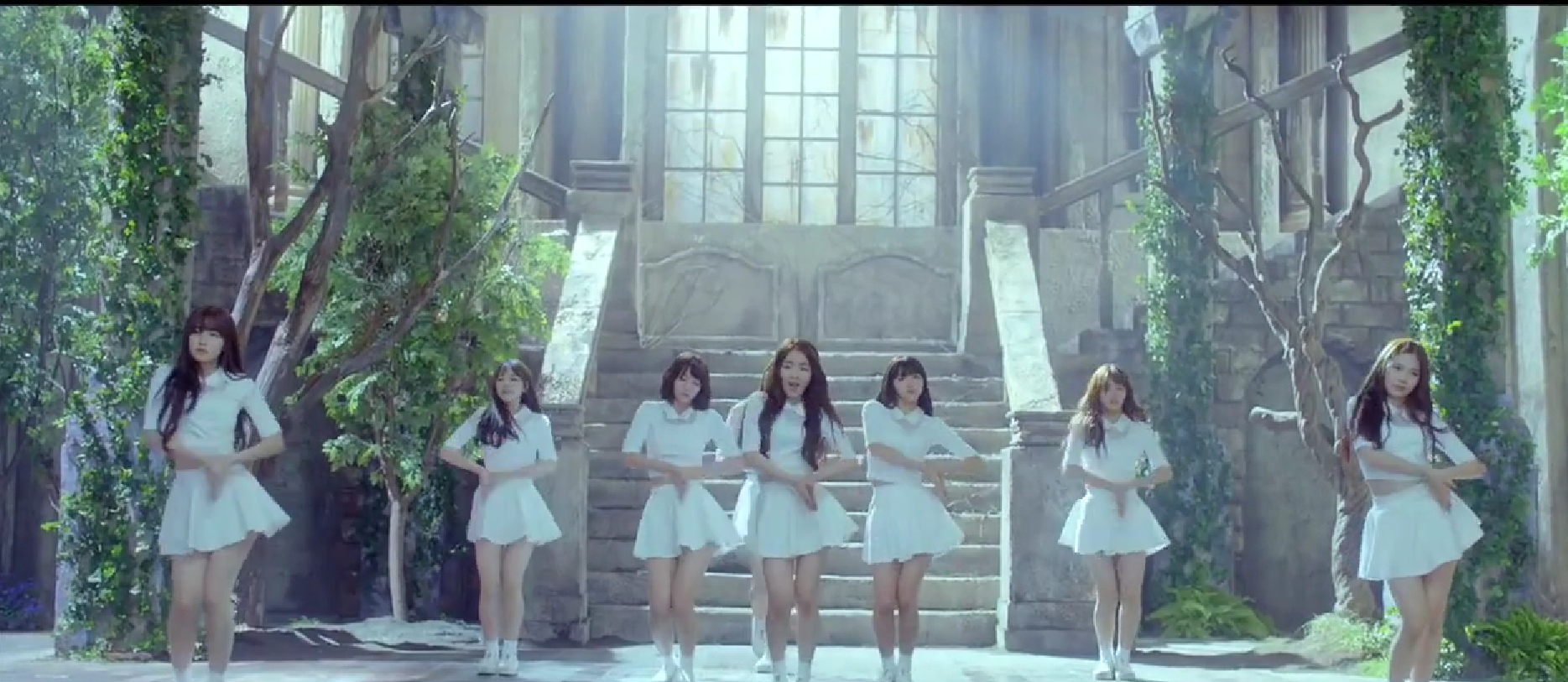 Солистка OH MY GIRL Юа ушла в новое агентство